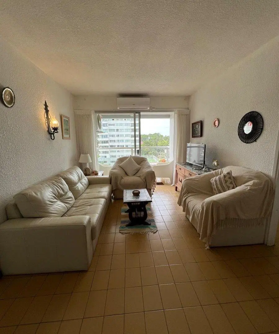 DEPARTAMENTO ALQUILER ANUAL CON BALCON, 3