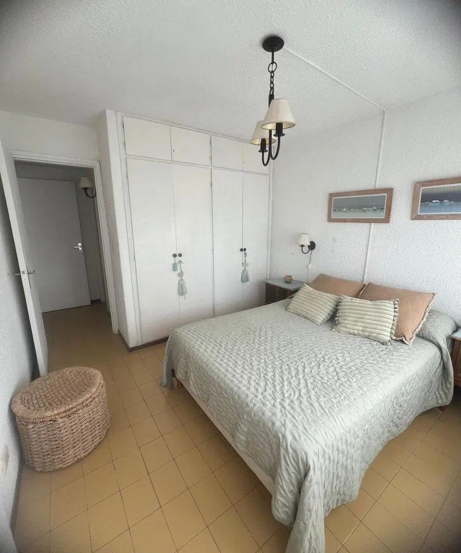 DEPARTAMENTO ALQUILER ANUAL CON BALCON, 4