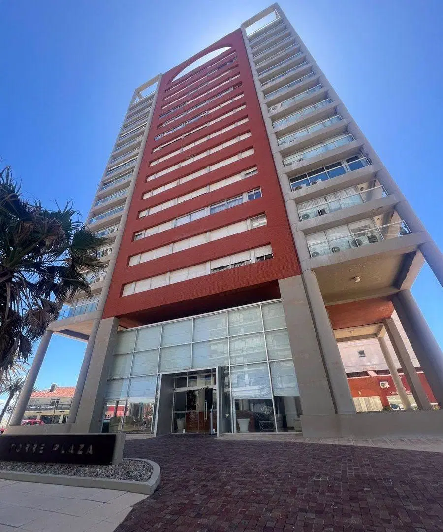 2 Dormitorios y 2 Baños con Vista al Mar 1