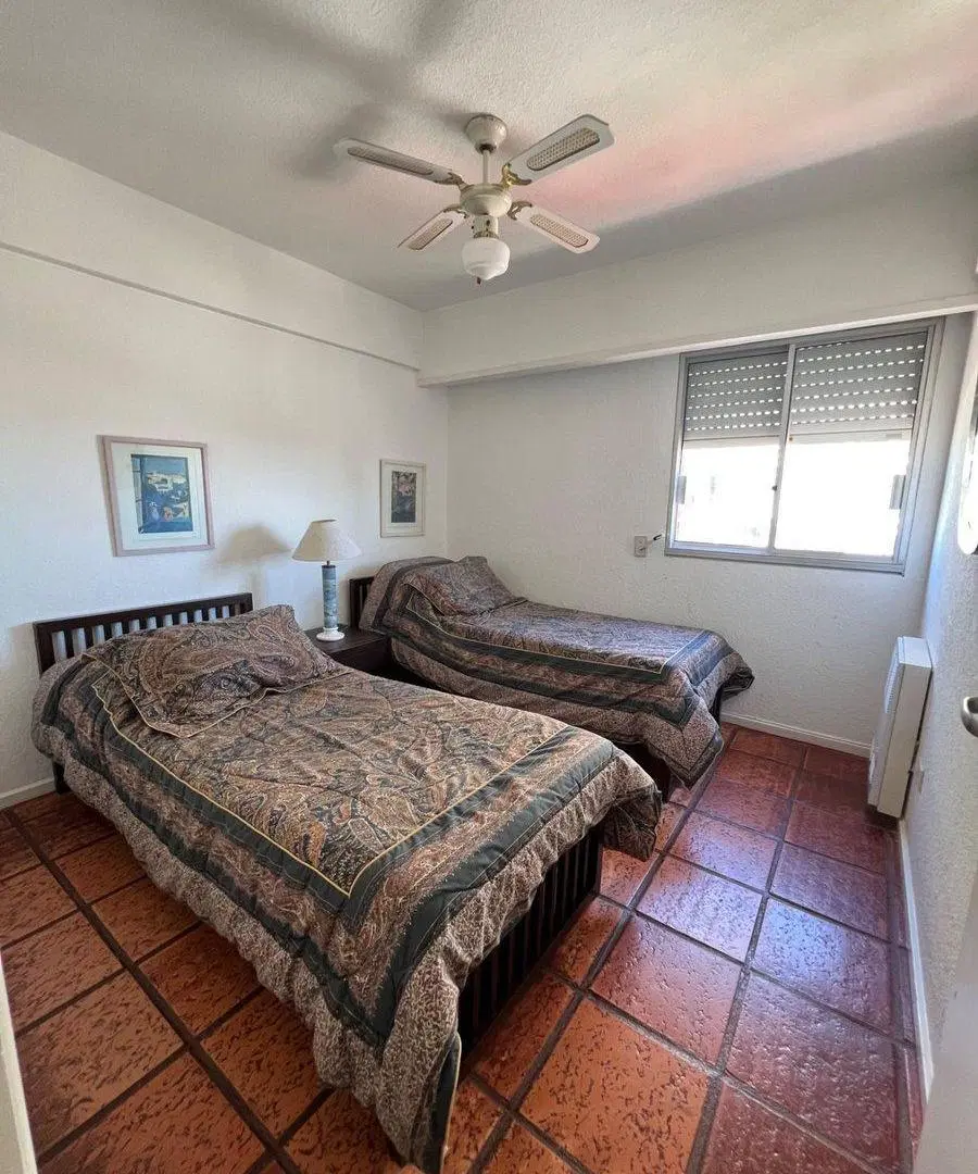 2 Dormitorios y 2 Baños con Vista al Mar 5