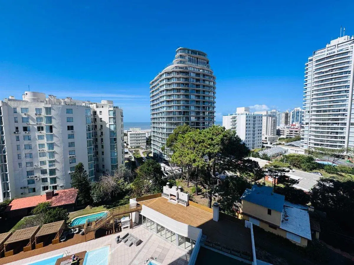 Depto 2 dorm alquiler Invernal en Punta del Este 5
