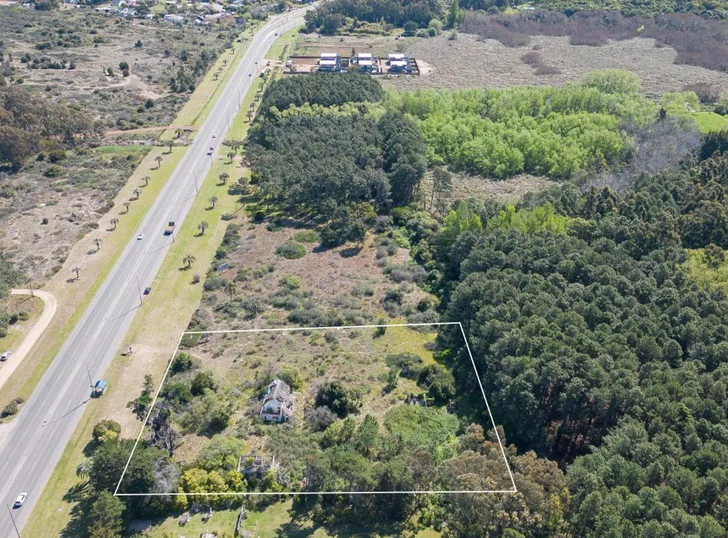 VENTA TERRENO EN PUNTA BALLENA PARA DESARROLLO 5