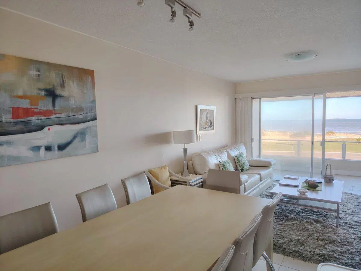 Apartamento venta 2 dormitorios Punta del Este 1