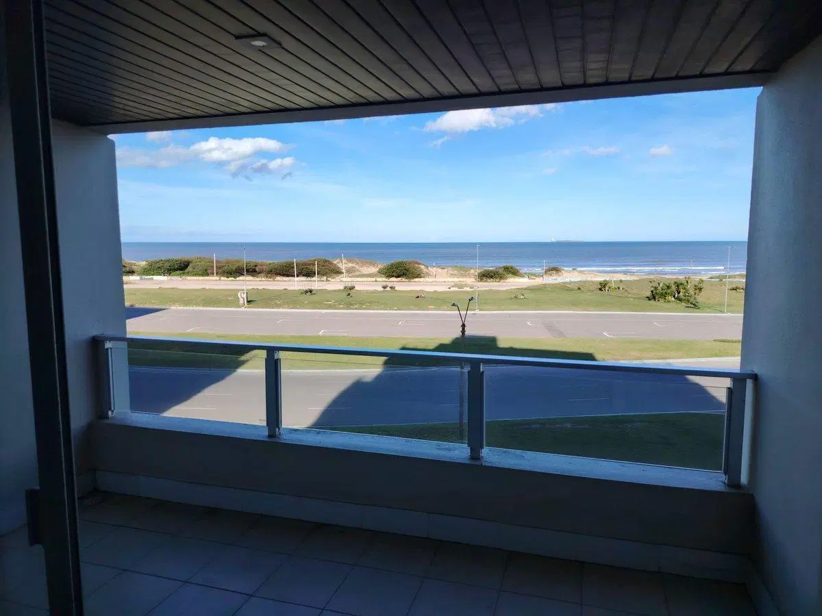 Apartamento venta 2 dormitorios Punta del Este 3