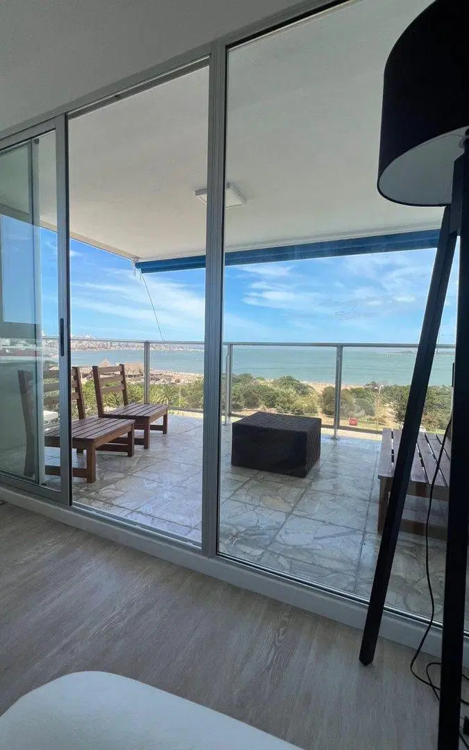 Apartamento alquiler invernal 2 dorm vista al mar 2