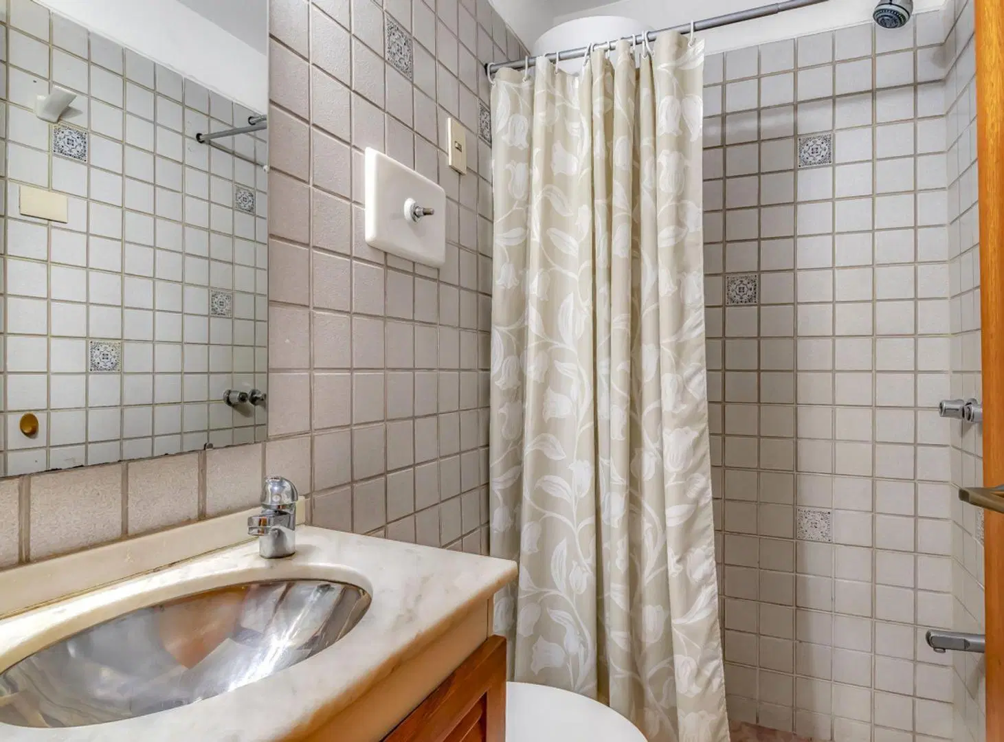 Venta apartamento de 2 Dormitorios en Playa Mansa 3