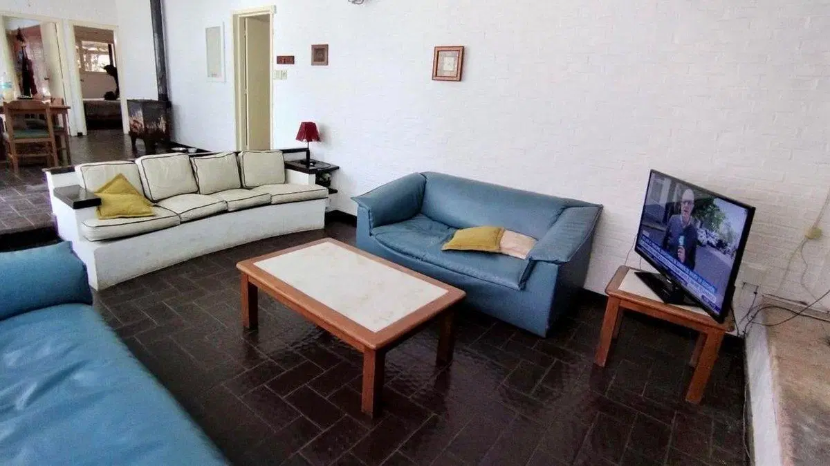 Casa de 4 dormitorios en alquiler anual en Pinares 2