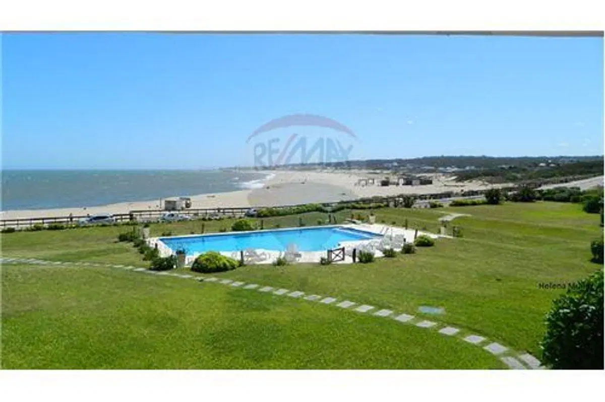 Manantiales en alquiler 4 dormis piscina 2