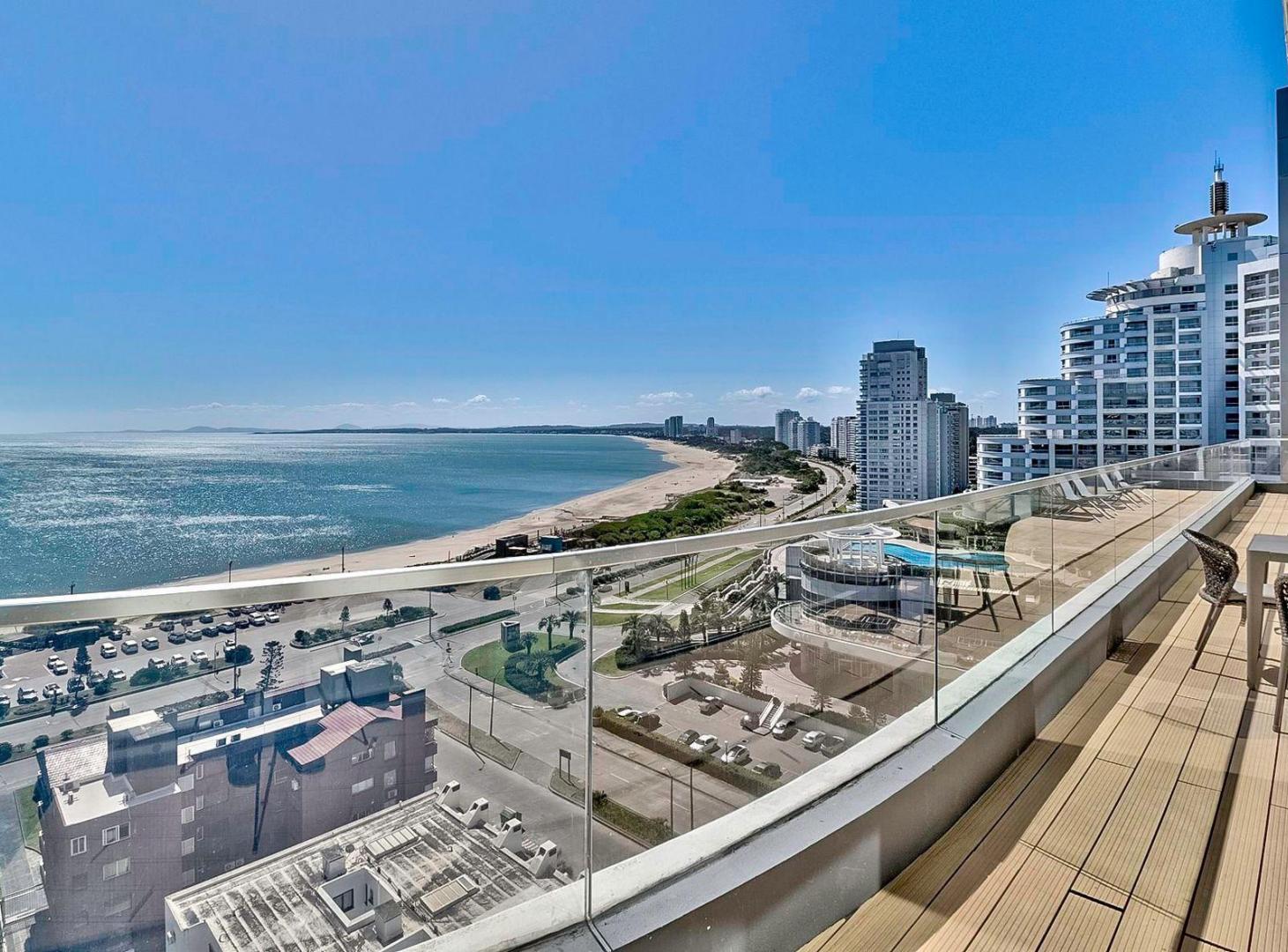 APARTAMENTO 5 DORMITORIOS EN VENTA PLAYA MANSA