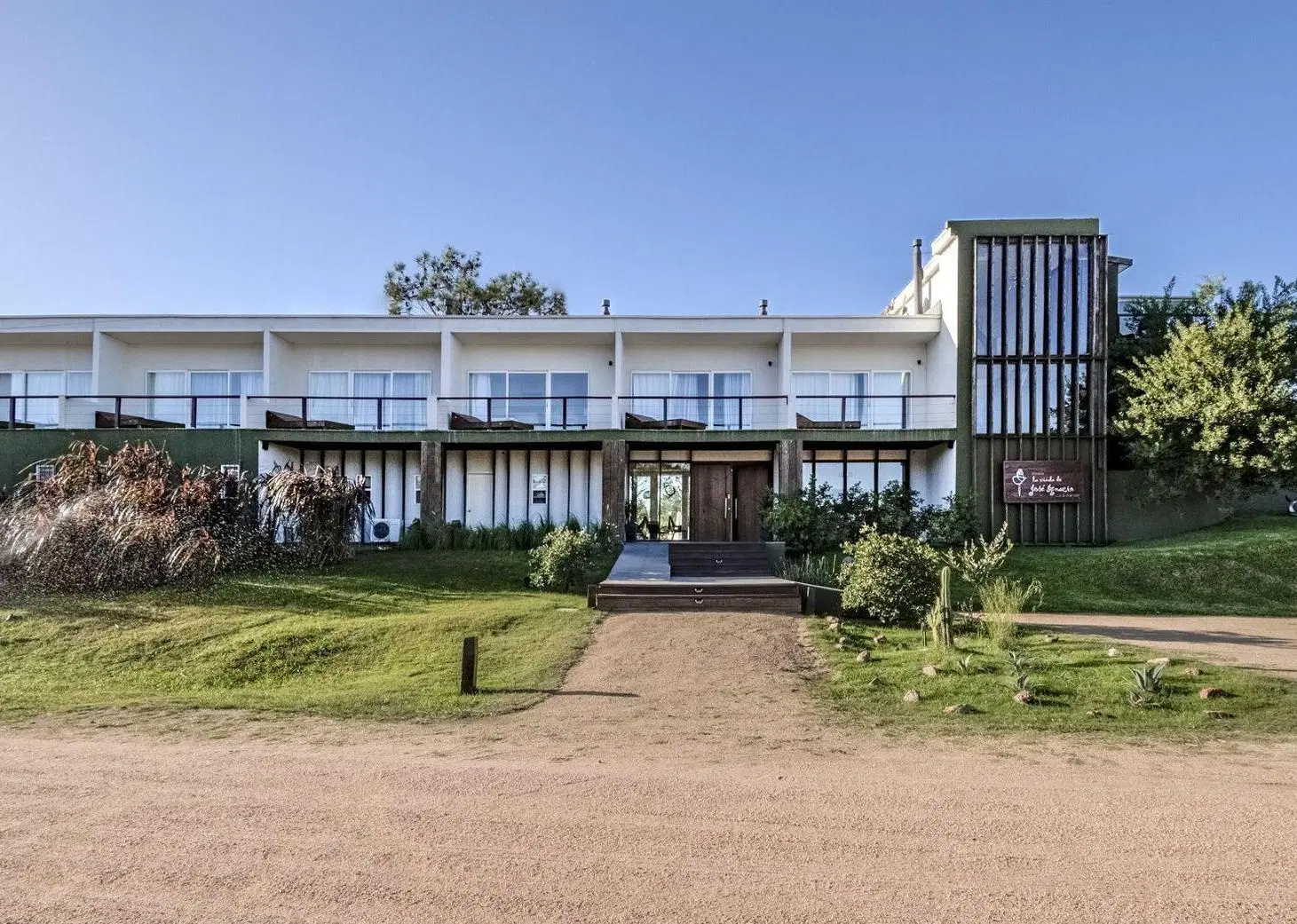 HOTEL EN VENTA EN JOSE IGNACIO 2