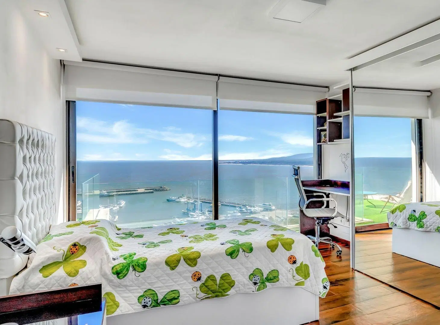 Casa a la Venta Frente al Mar en Piriápolis 5