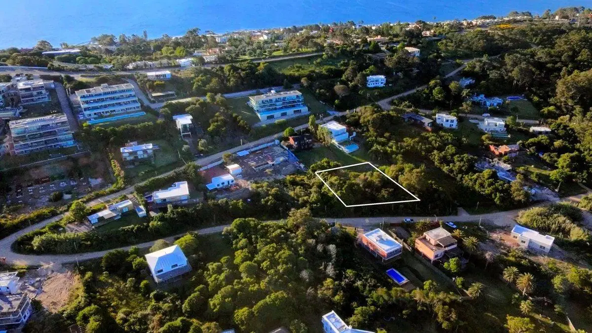 TERRENO EN VENTA LAS GRUTAS PUNTA BALLENA 2