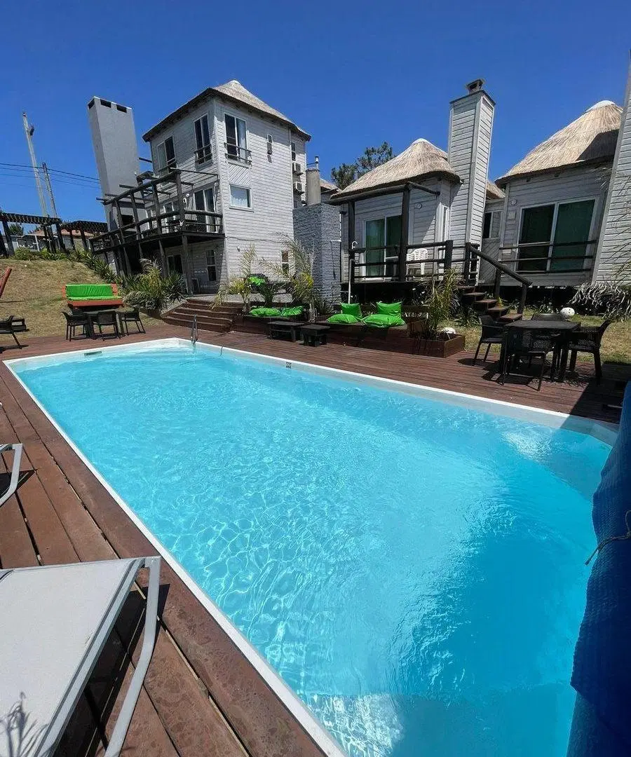 COMPLEJO DE 6 CABAÑAS EN VENTA EN PUNTA DEL DIABLO 4