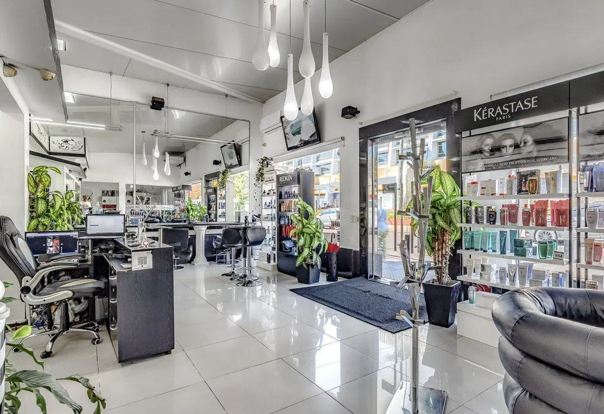 LOCAL COMERCIAL EN VENTA MALDONADO 2
