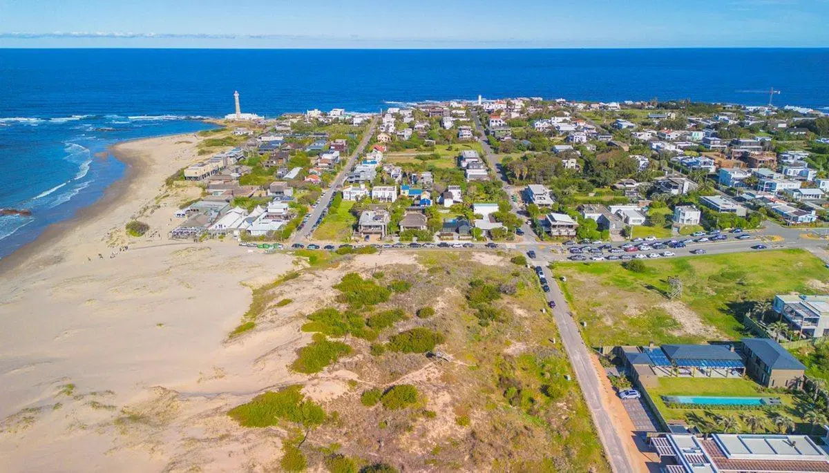 EXCLUSIVO TERRENO EN JOSE IGNACIO 4