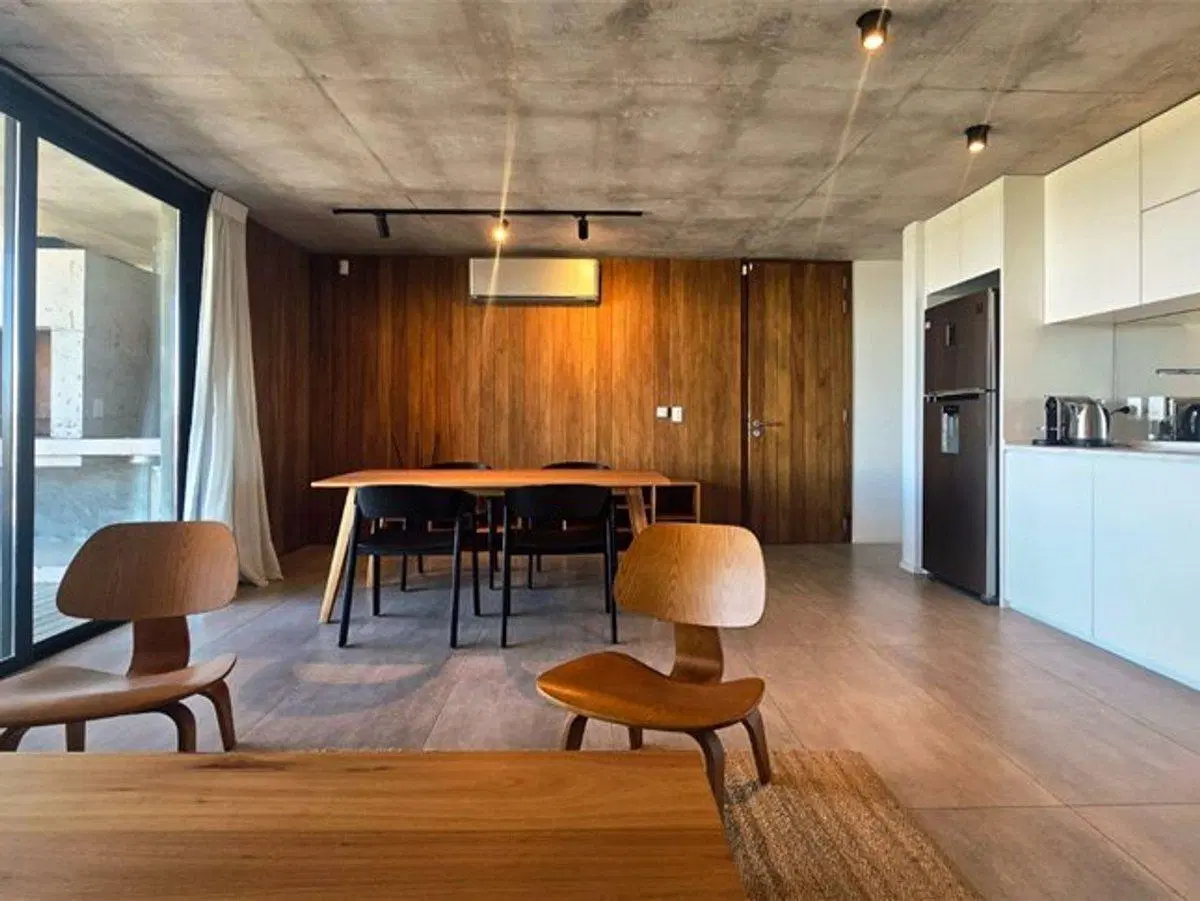SEMIPISO EN VENTA EN MANANTIALES,2 DOR/2 BAÑOS 5