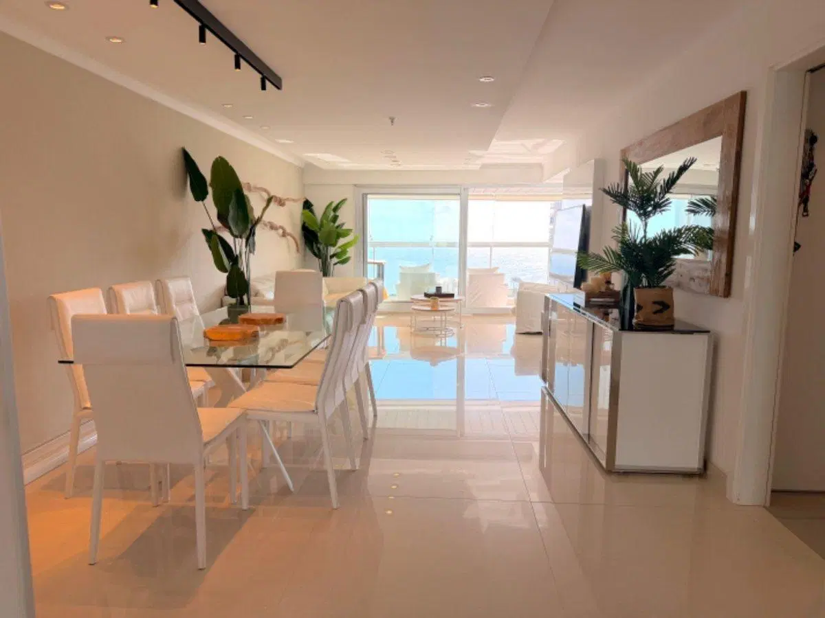 Apartamento en venta, 3 dormitorios y dependencia 3