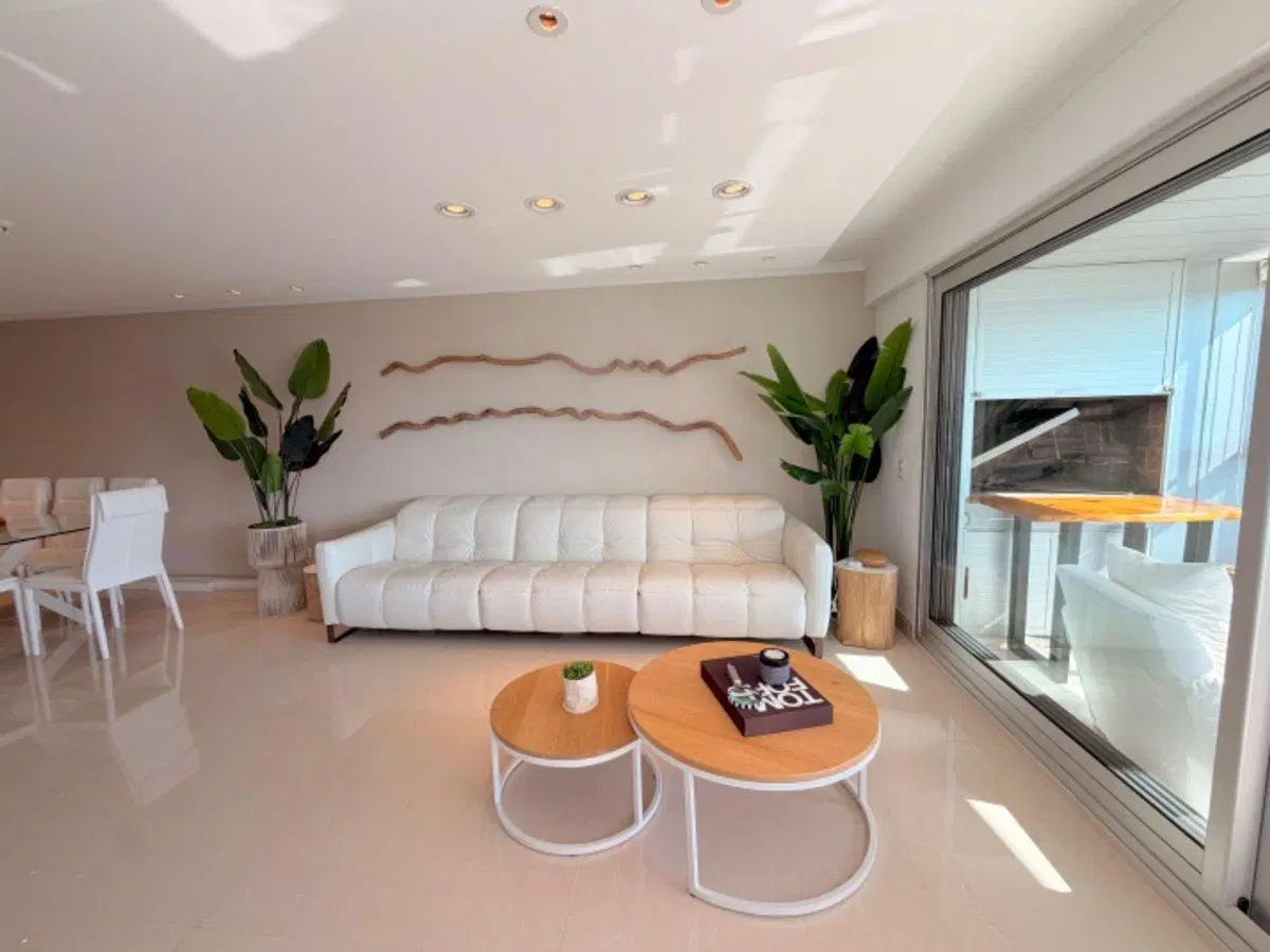 Apartamento en venta, 3 dormitorios y dependencia 5