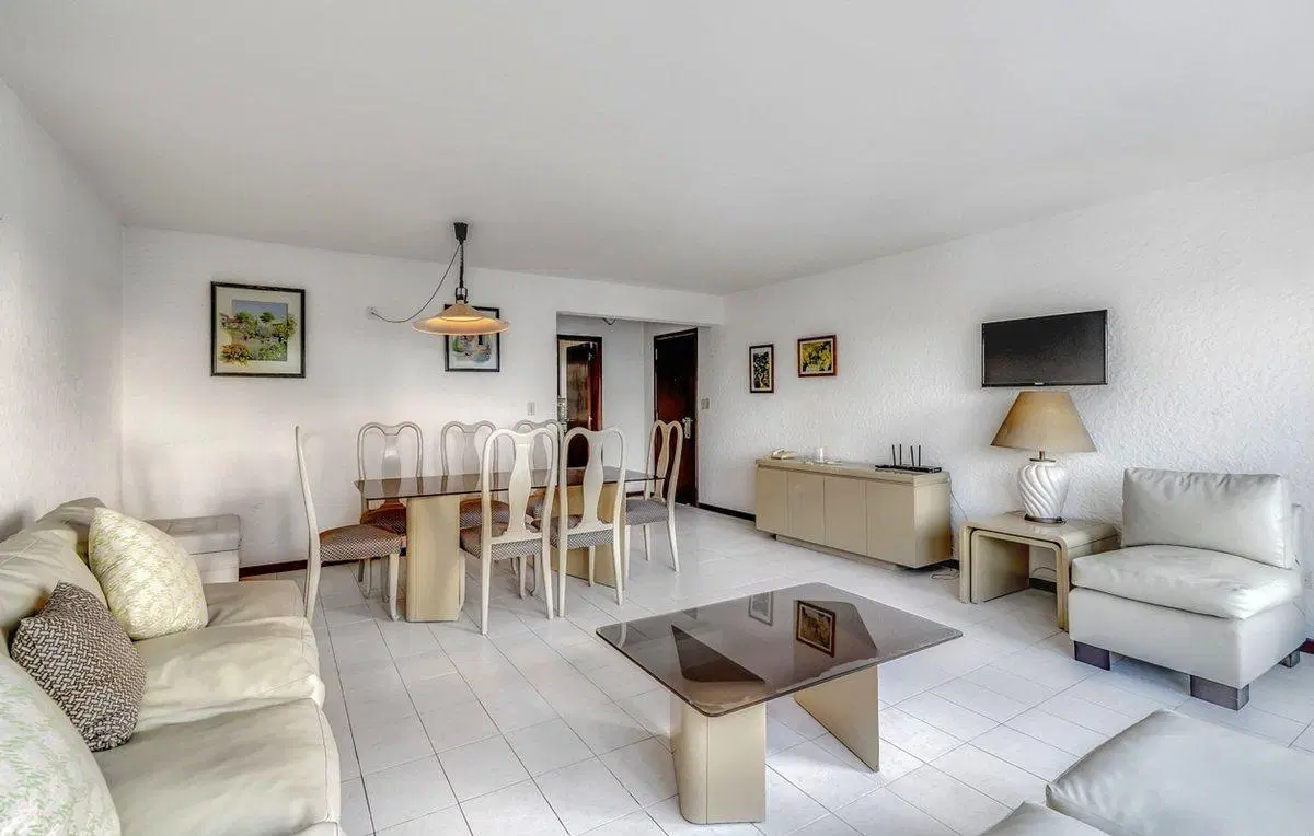 DEPARTAMENTO EN VENTA A PASOS DEL MAR PLAYA BRAVA 3