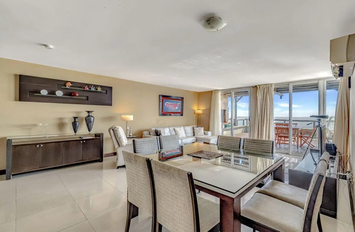 VENTA DEPARTAMENTO 3 DORMITORIOS PIRIAPOLIS 3