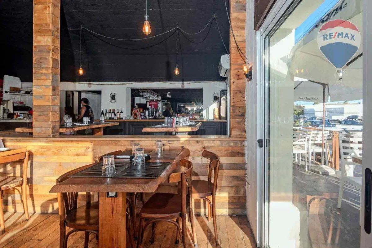 VENTA LOCAL CENTRO LA BARRA, PLAYA  LOS CANGREJOS 3