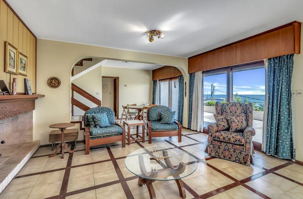 VENTA CASA 4 DORMITORIOS VISTA AL MAR PIRIAPOLIS 2