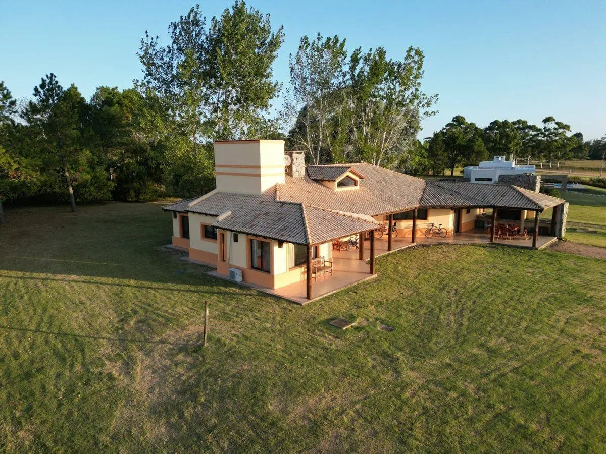 Casa en venta El Quijote, La Barra, Punta del Este 2