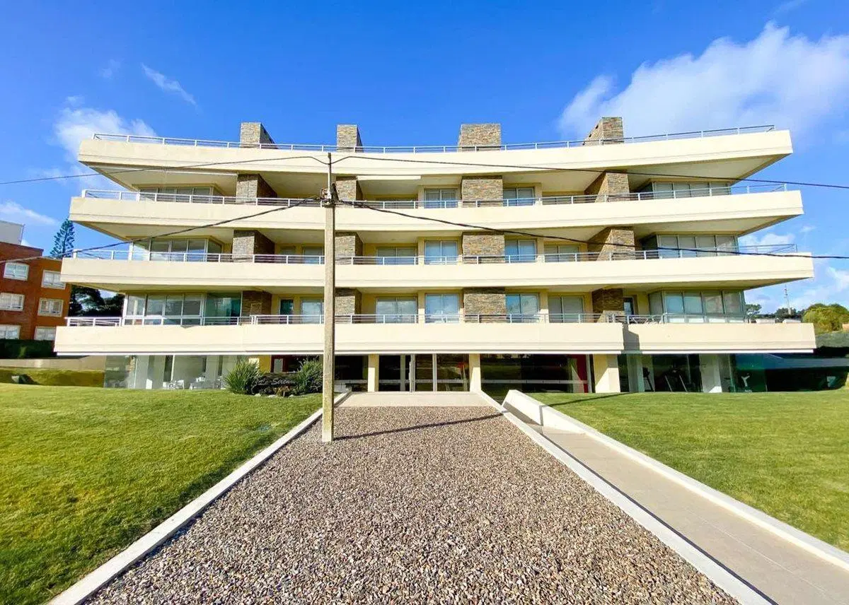 Apartamento en venta Mansa 1 dorm con parrillero 5