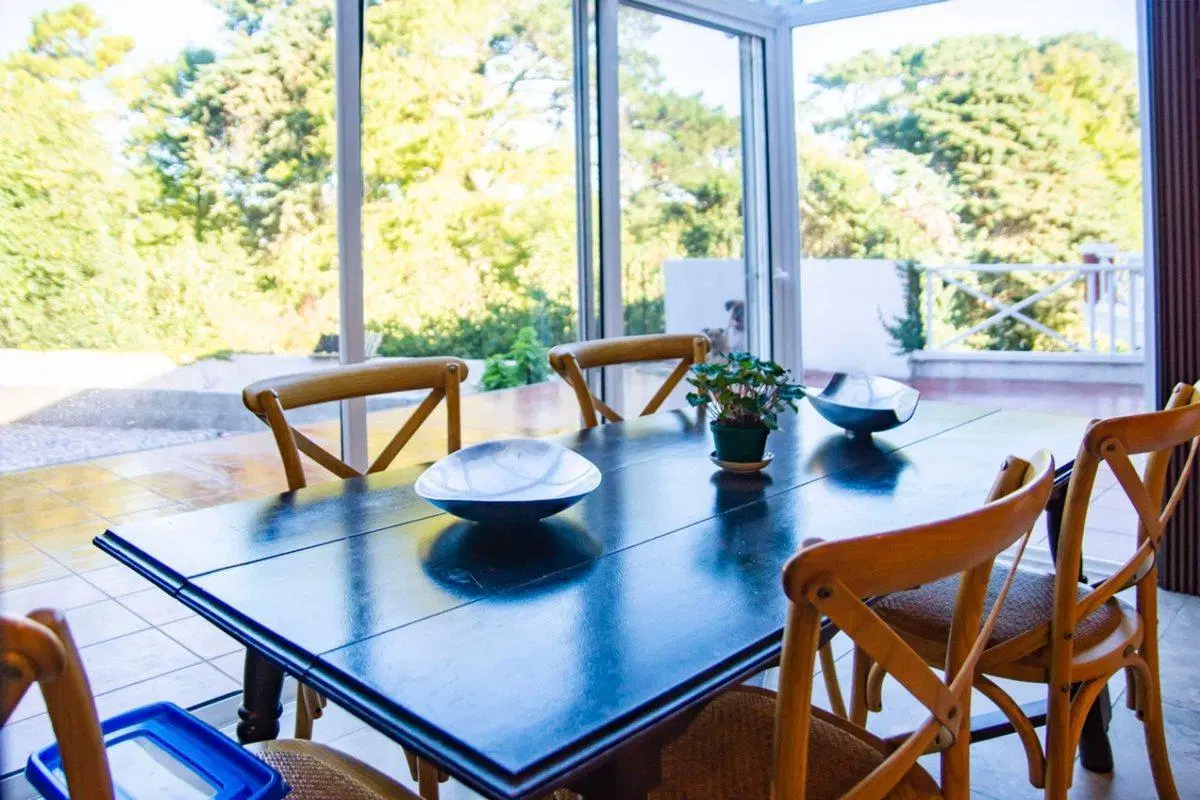 Casa en Venta de 8 ambientes en barrio Golf 4