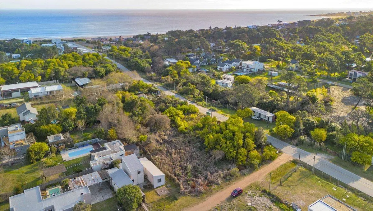 VENTA TERRENO PUNTA COLORADA PIRIAPOLIS MALDONADO 4