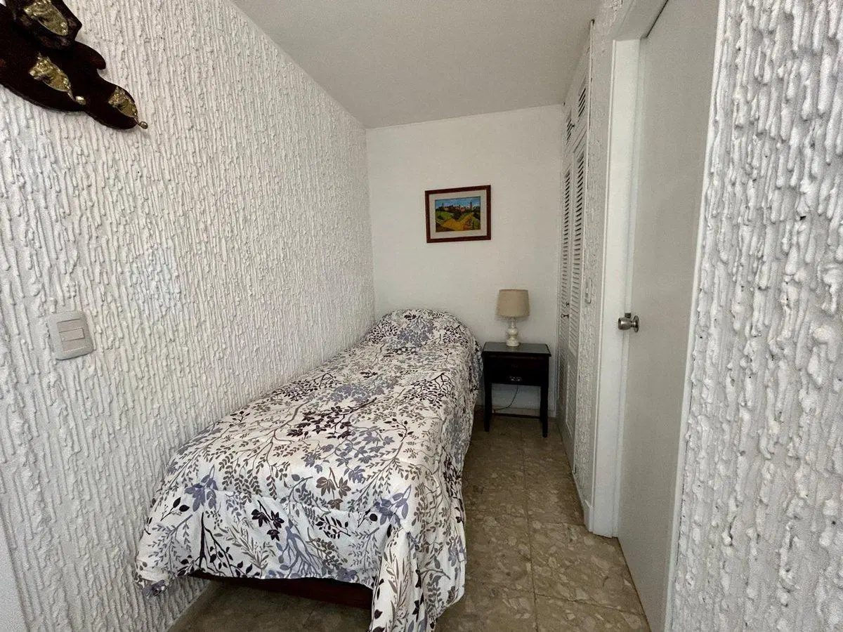 VENTA APARTAMENTO 1 DORMITORIO Y MEDIO PENINSULA 5