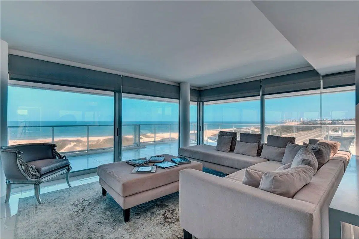 DEPARTAMENTO PENTHOUSE EN VENTA FRENTE AL MAR 2