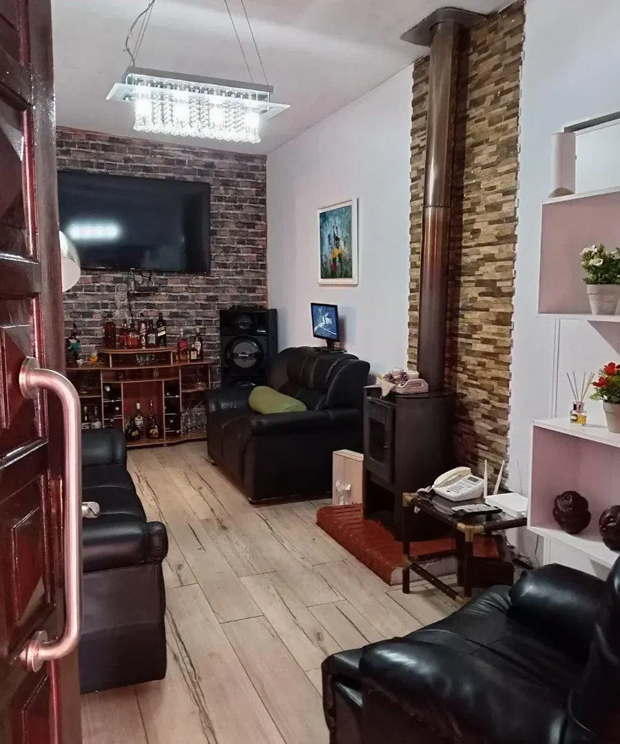 Venta de casa en Maldonado Nuevo, 4 dormitorios. 5
