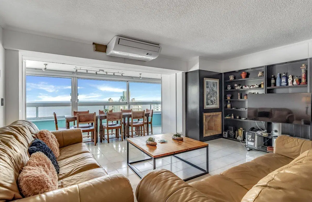 Venta Apartamento Primera linea  Punta del Este 2