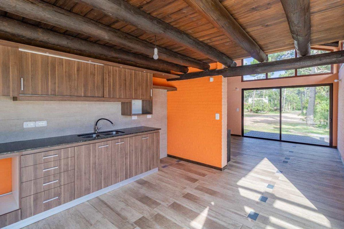 Casa en Venta en Punta Colorada, 3 dormitorios