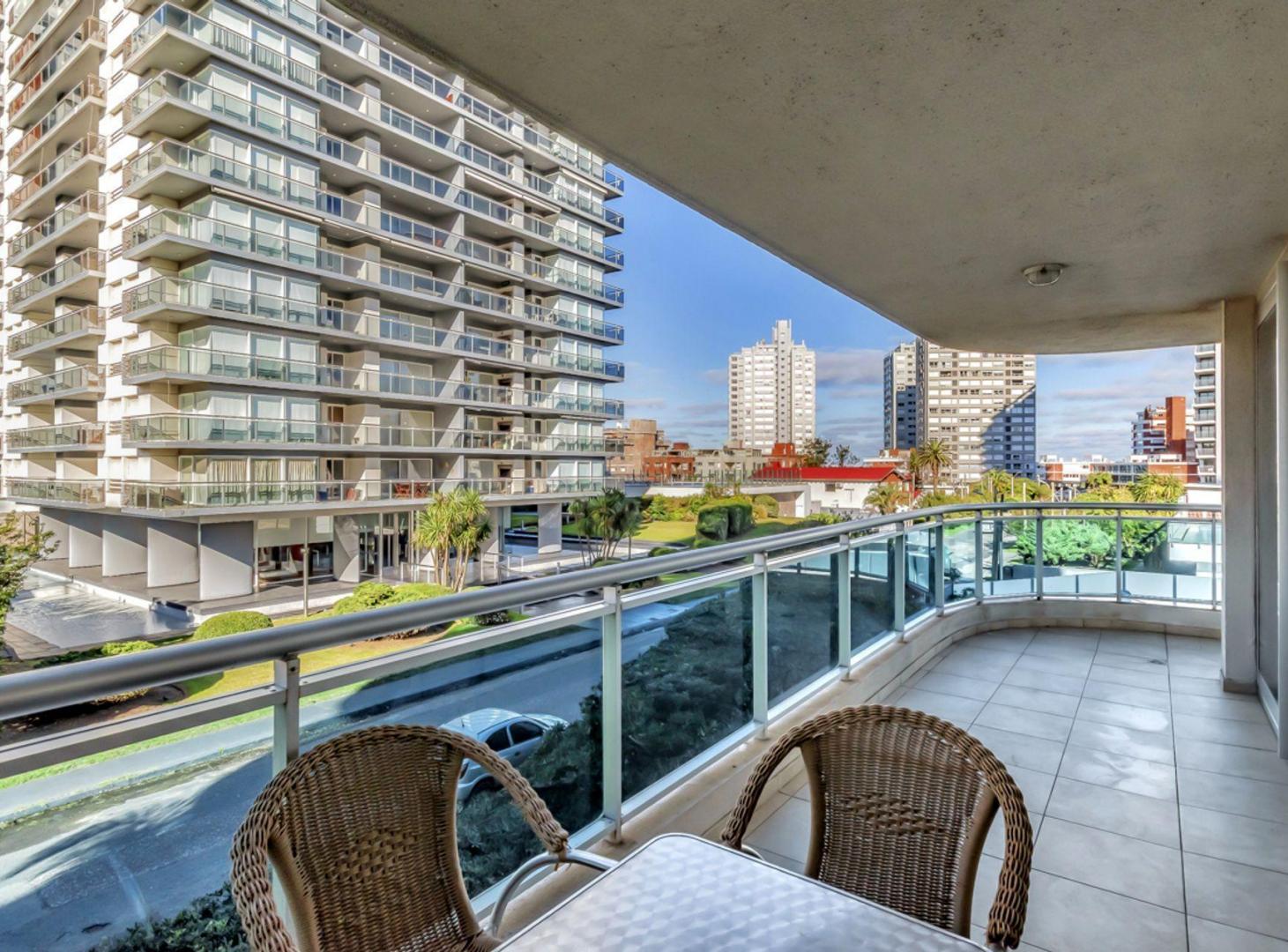Foto de DEPARTAMENTO ESQUINERO UN DOMITORIO A LA VENTA, imagen 1