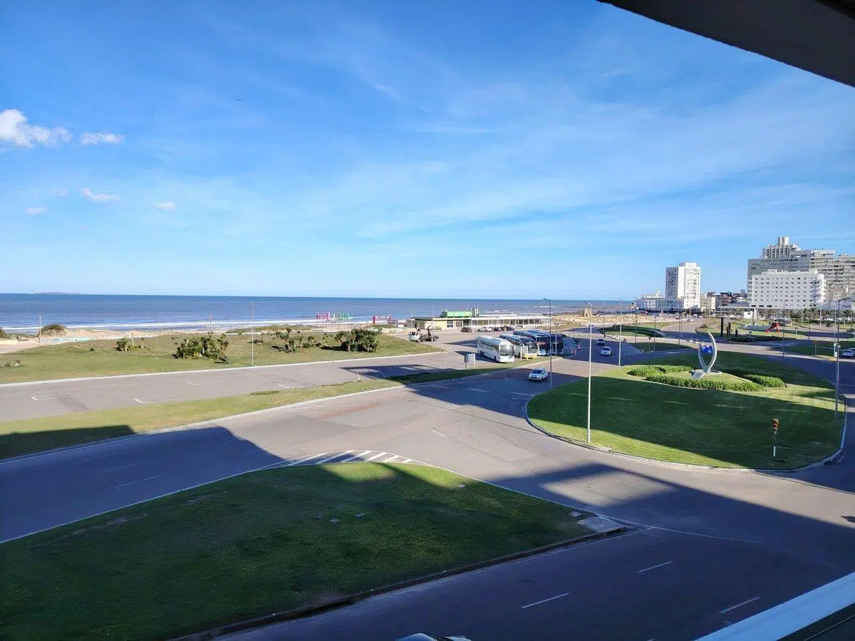 Apartamento venta 2 dormitorios Punta del Este 1