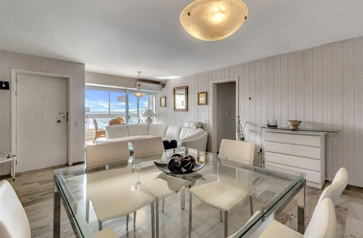 Apartamento de 3 dormitorios venta Punta del Este 1