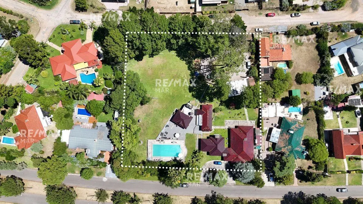 VENTA CASA ZONA COLEGIOS 5
