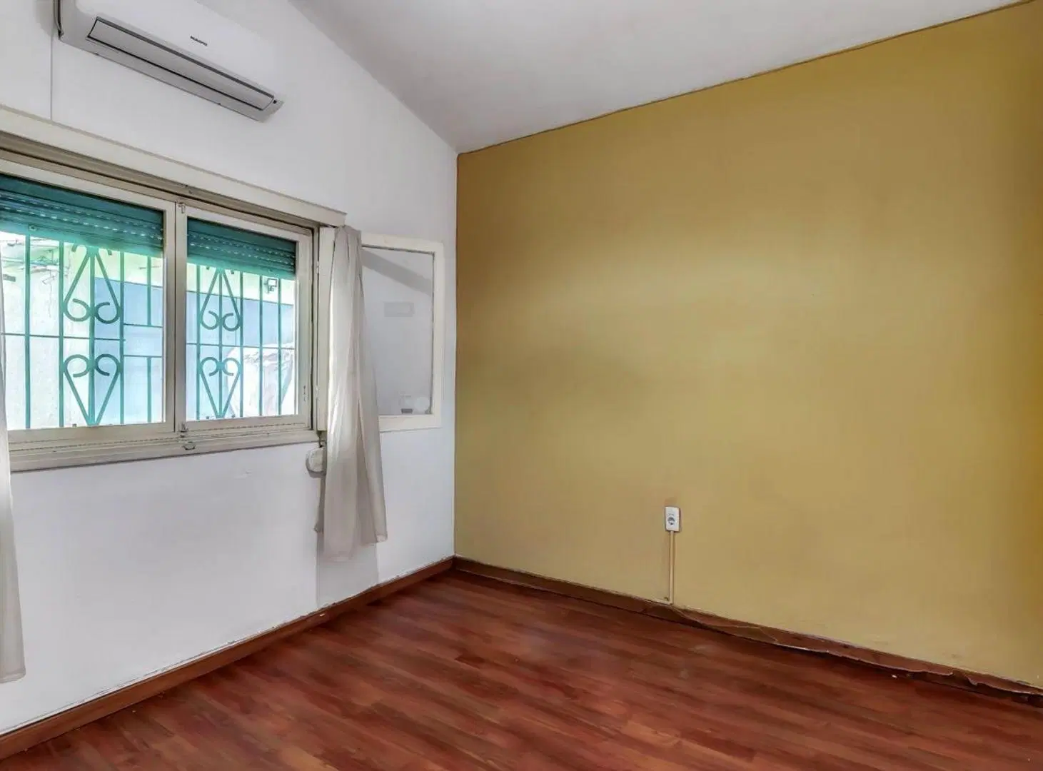 Casa de 2 Dormitorios y Apto de 1 Dormitorio 4