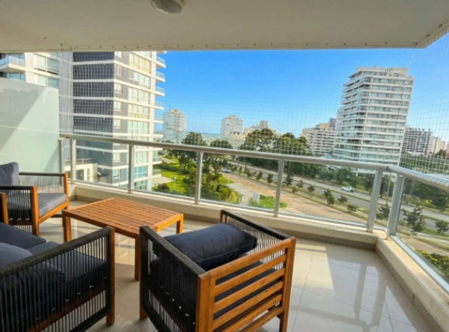 Apartamento 3 dormitorios Punta del Este 2