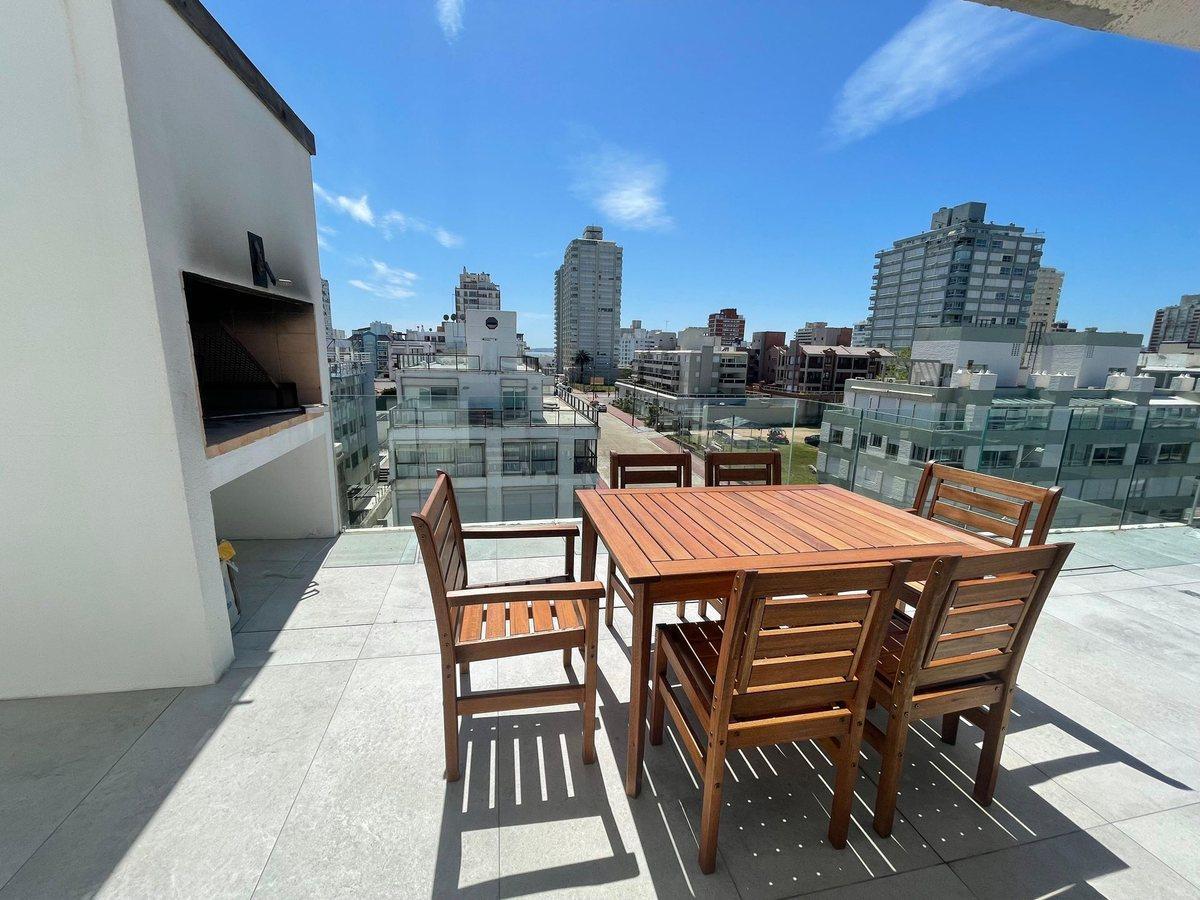 Foto de Venta departamento en Punta del este frente al mar, imagen 2