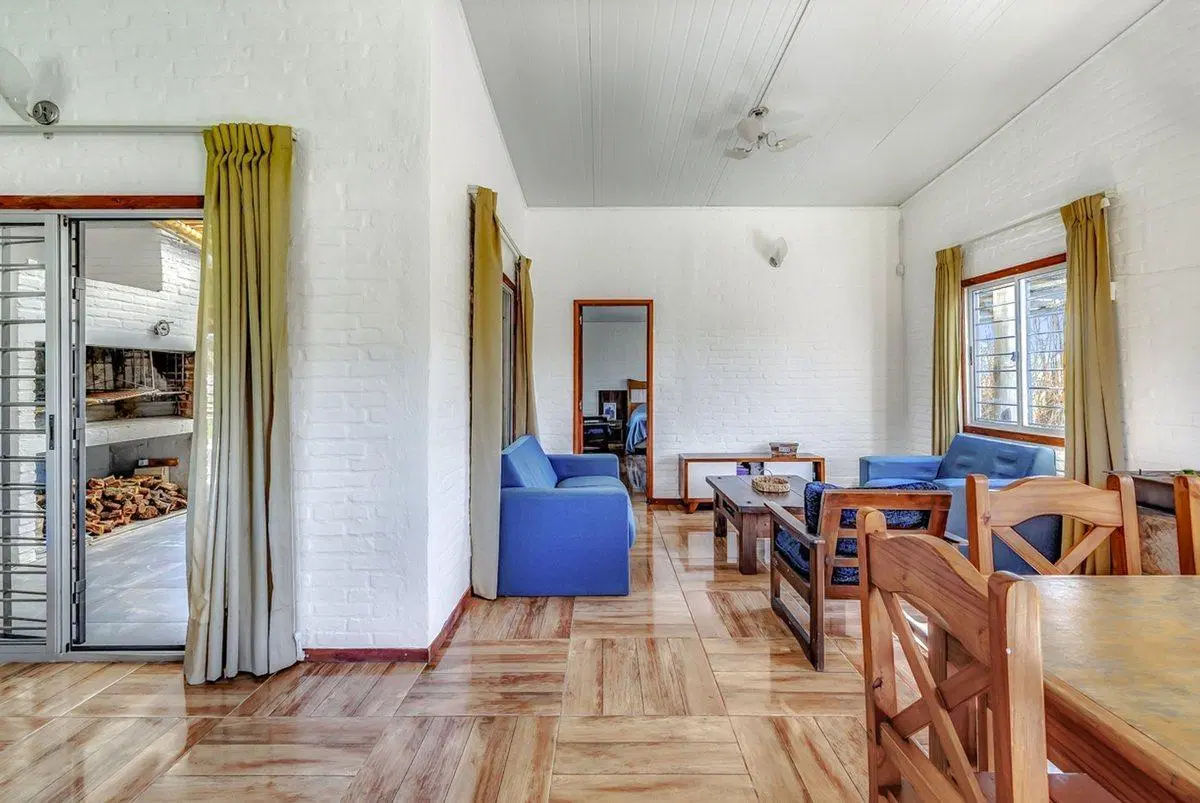 VENTA CASA 3 DORMITORIOS LAS FLORES PIRIAPOLIS 5