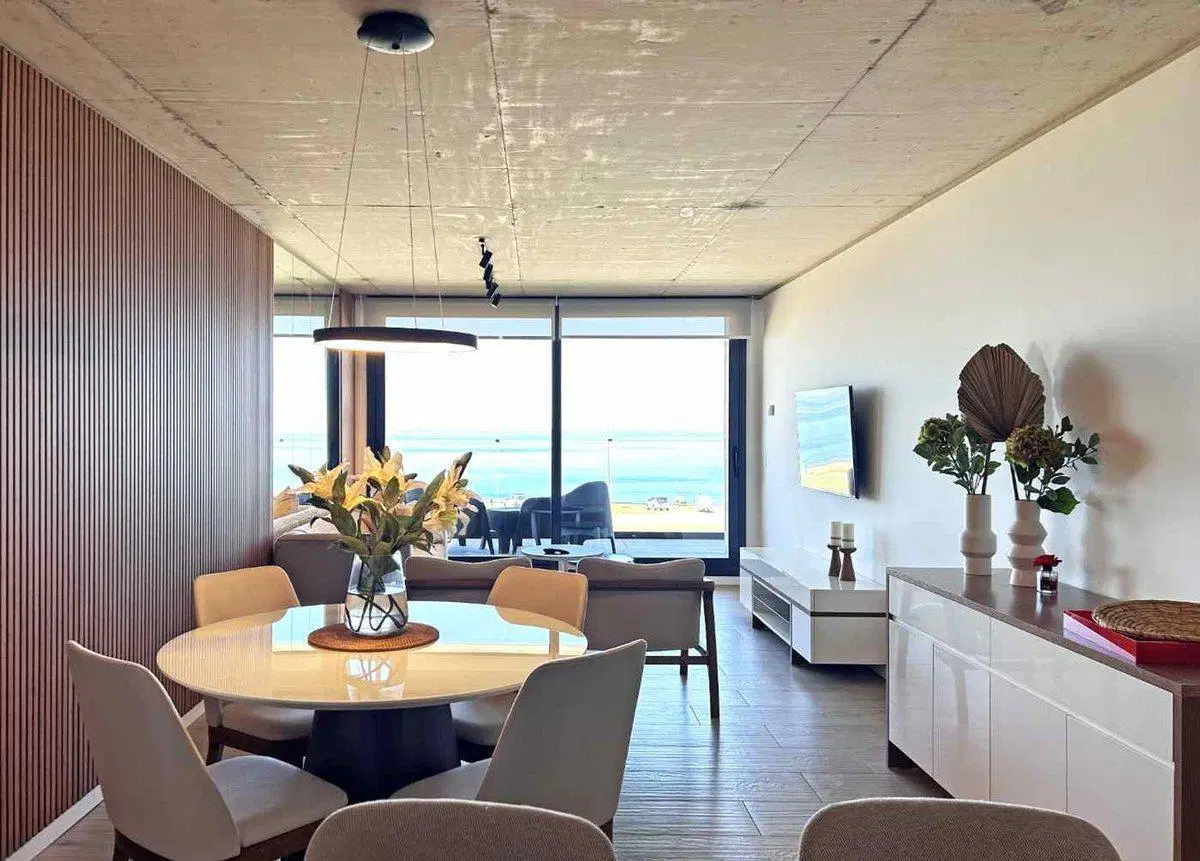 Venta Apartamento Playa Mansa Primera Linea 2 dorm 1
