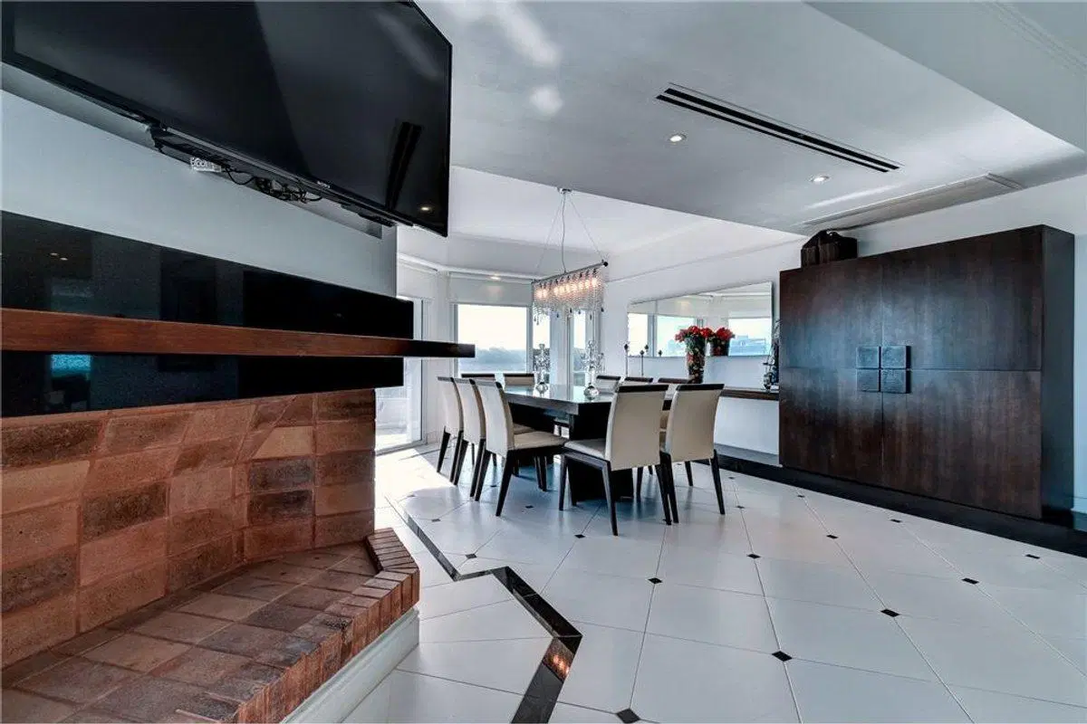 APARTAMENTO PENTHOUSE EN ALQUILER FRENTE AL MAR 4
