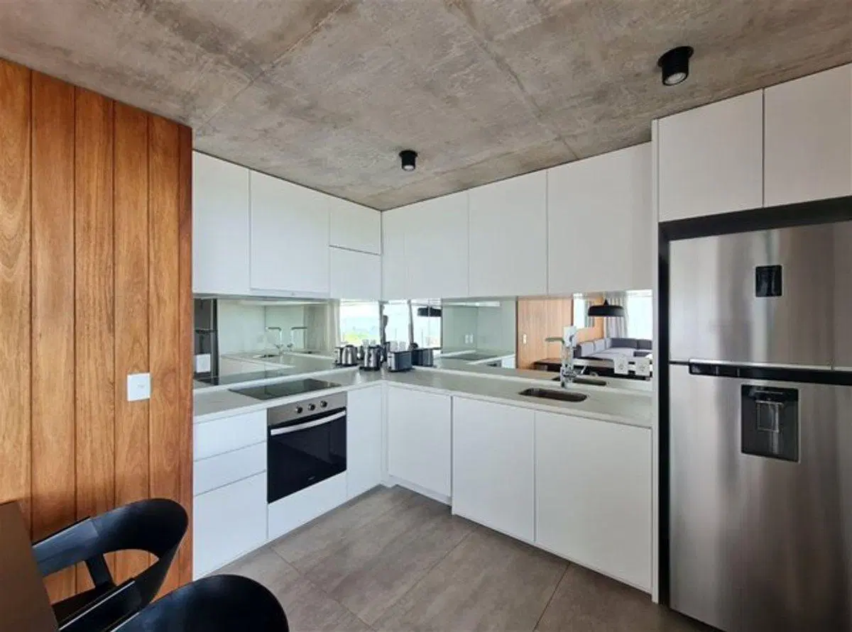 VENTA DEPARTAMENTO MANANTIALES, 3 DOR/3 BAÑOS, TER 5