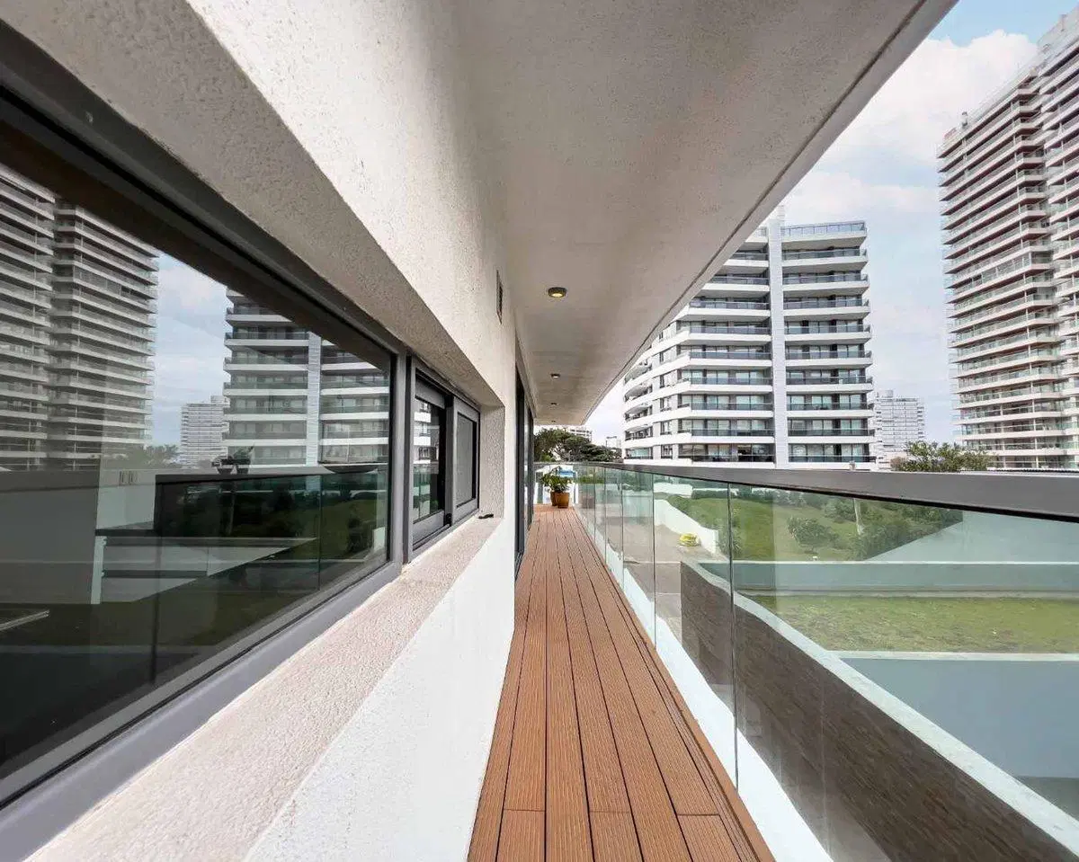 Venta apartamento 2 dorm Punta del Este 2