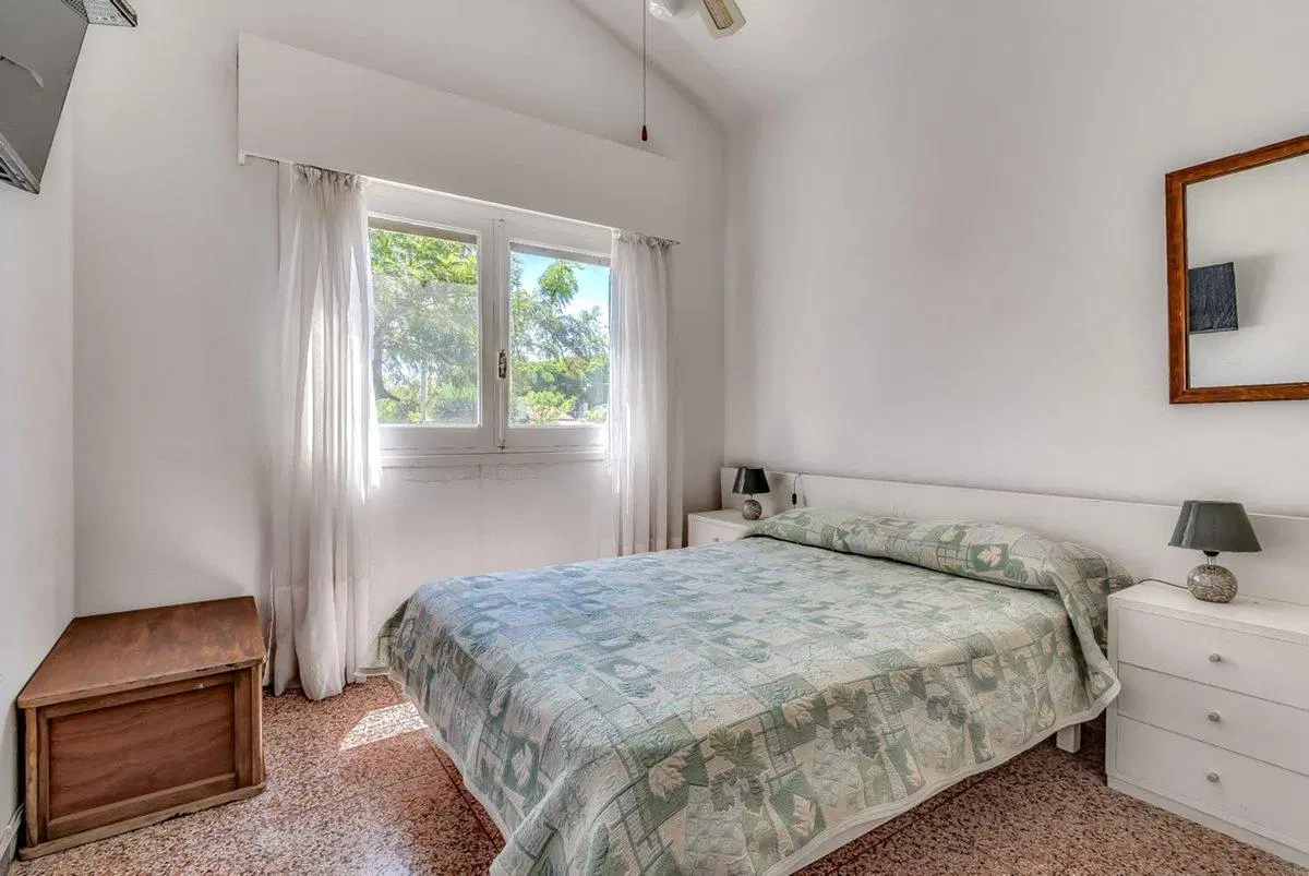 Se vende casa a 1 cuadra del mar Playa Grande 5