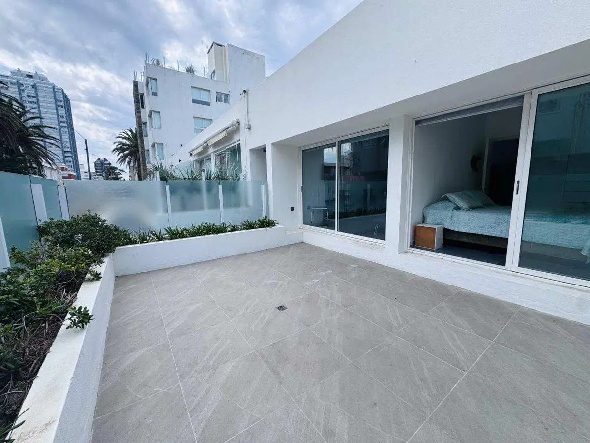 Apto en Alquiler Anual 1 Dormitorio Punta del Este 4