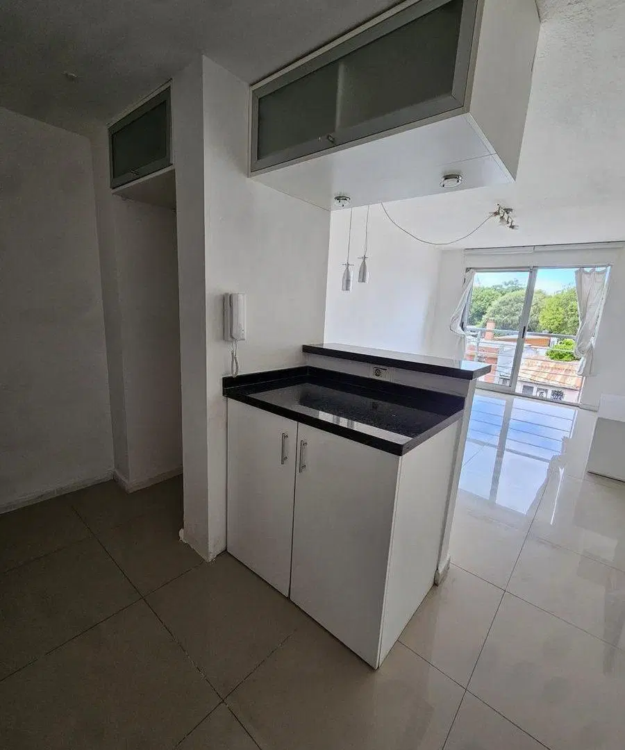 Apto en Venta de 1 Dormitorio y Medio en Maldonado 3